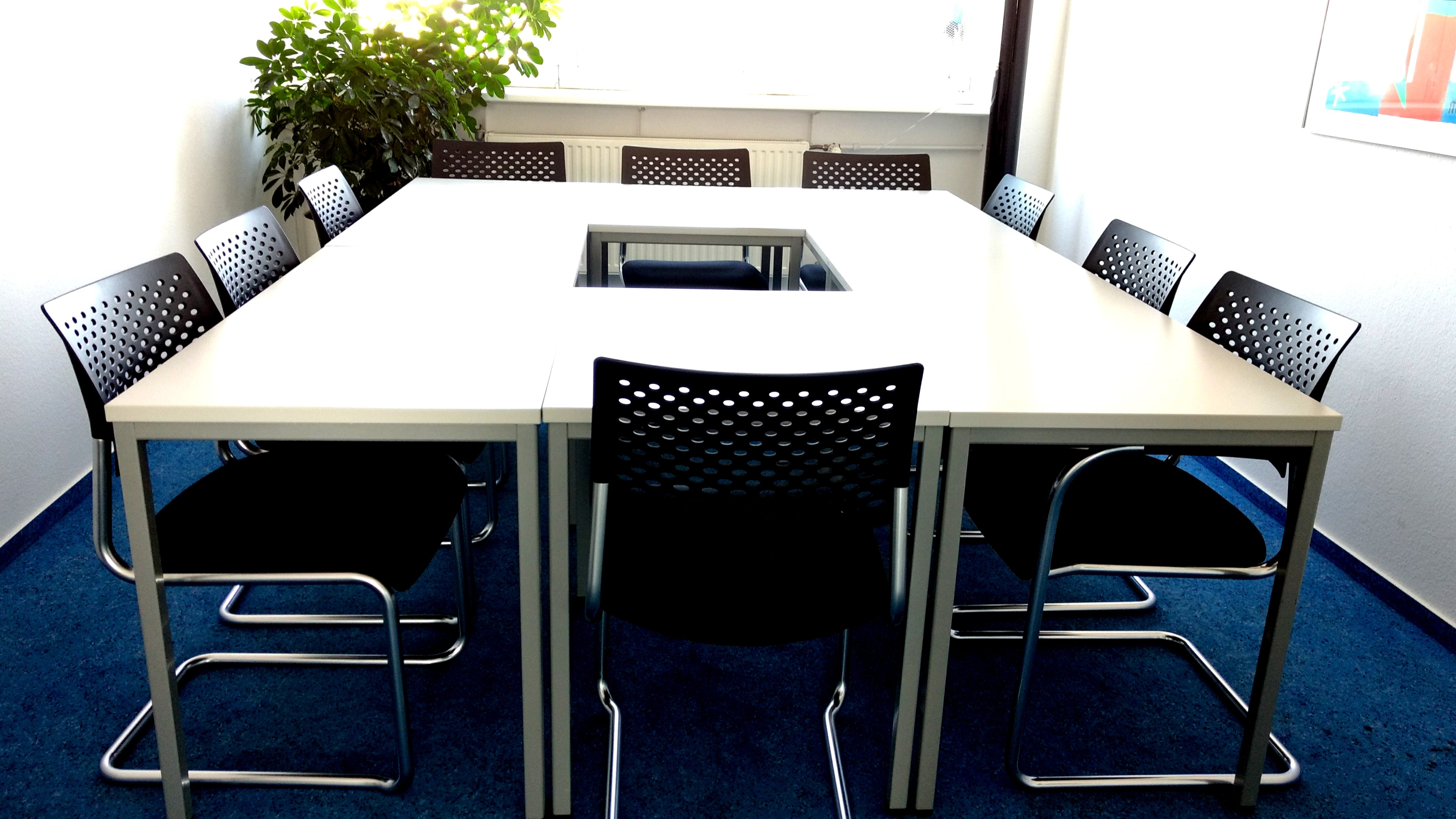 グループインタビューにおすすめのリサーチ会社8選【2025年最新版】