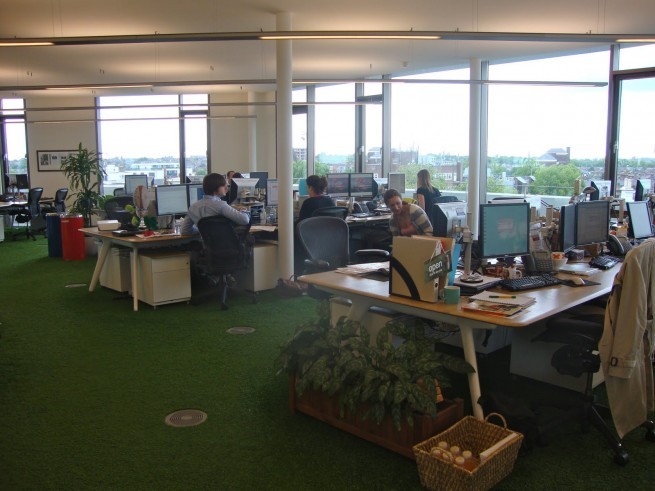 innocent社 のワークスペース