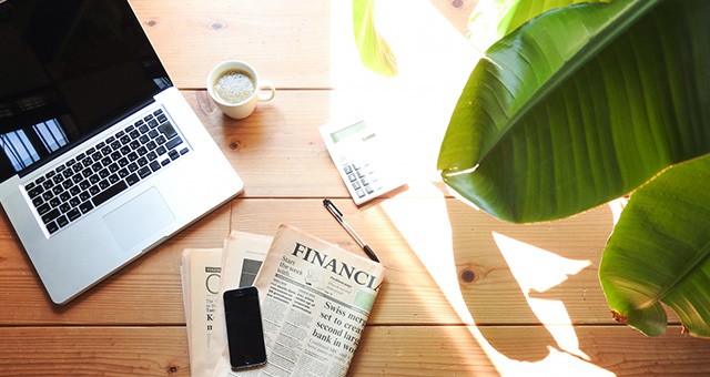 ノートパソコンやスマホ、OAサプライ