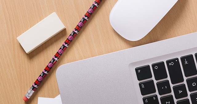 製作会社ごとの料金体系を調べる