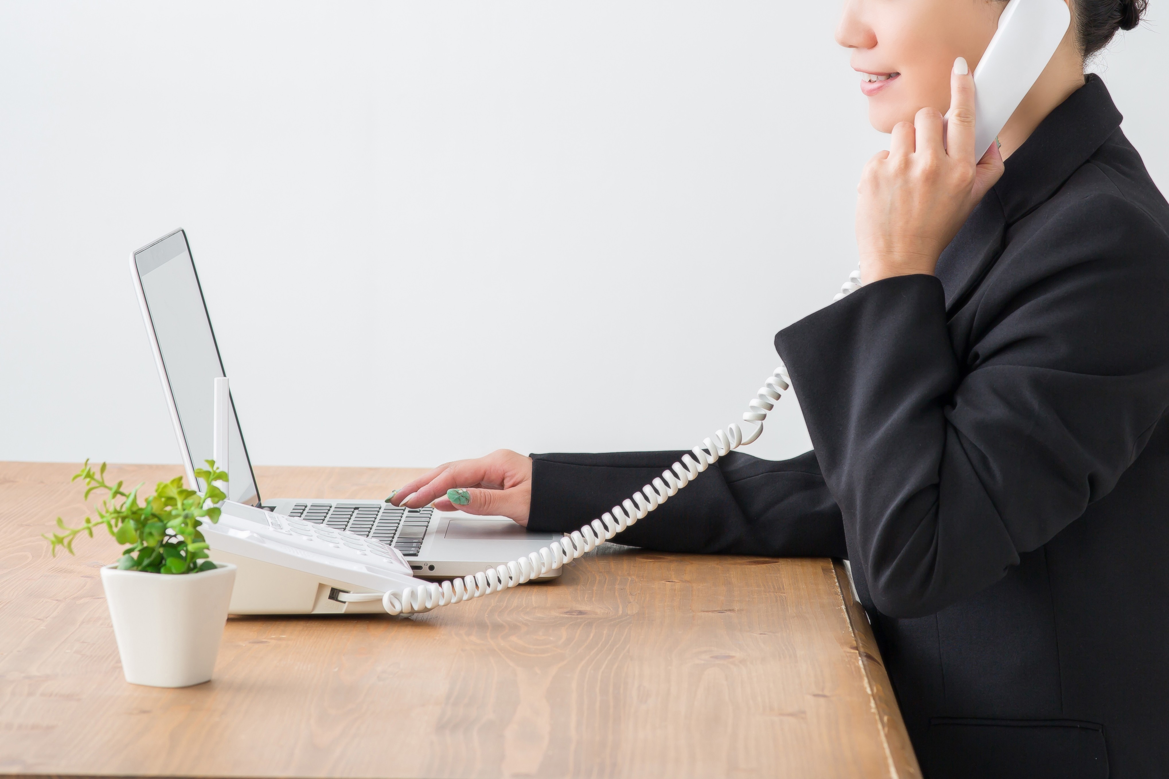 電話応対研修とは｜対象別の人気プログラムや料金相場を徹底検証【2025年最新版】