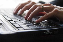 広告出すなら知りたい！料金相場は？インプレッション単価って？