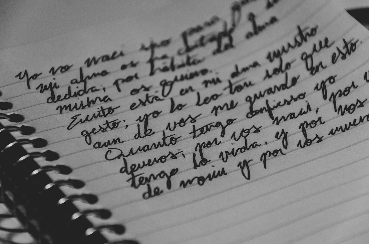 スペイン語翻訳の平均費用と料金相場【2025年最新版】