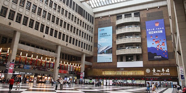 ショッピングモール