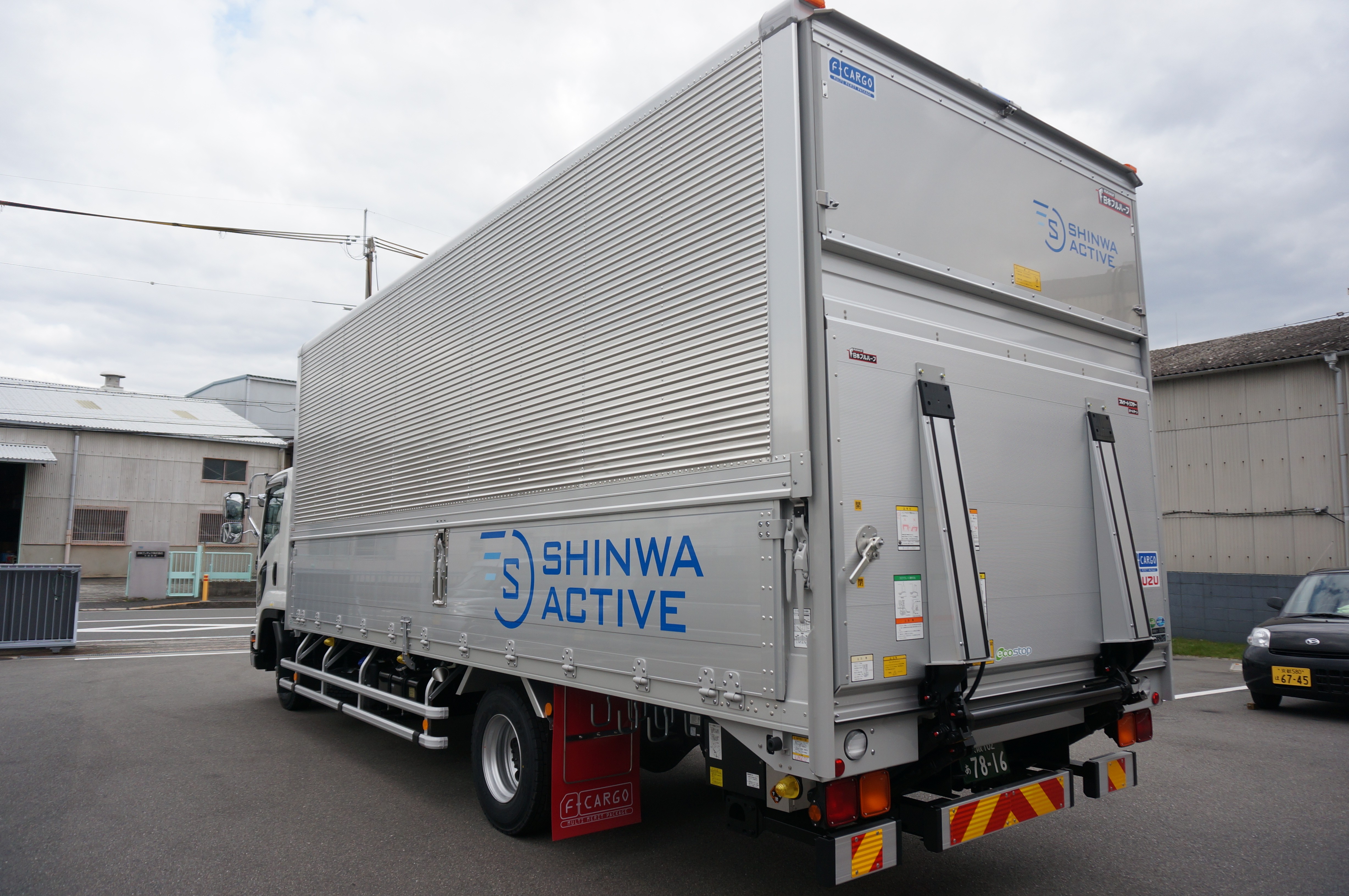 展示会への展示物配送