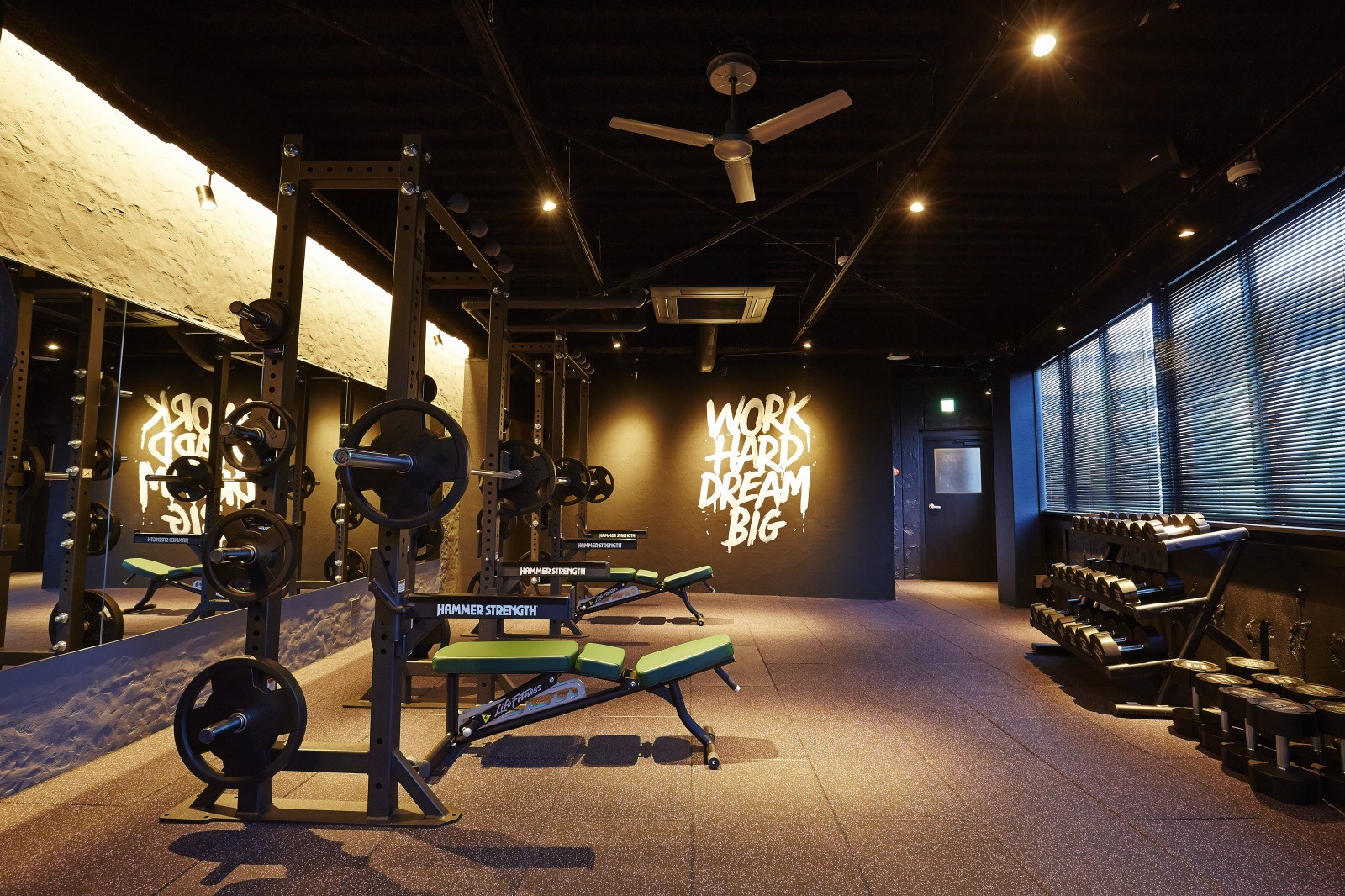 フィットネスジム