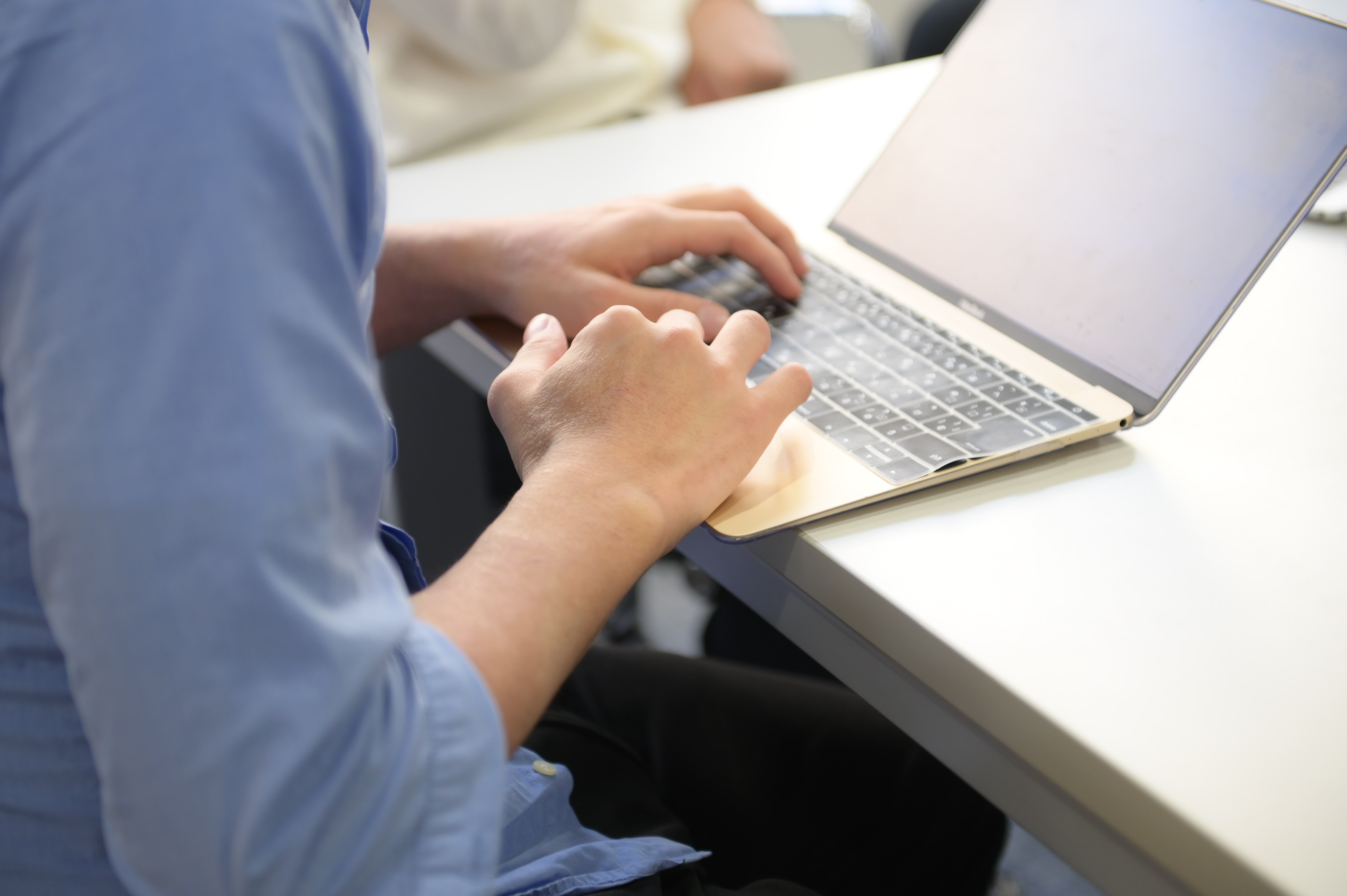 会計システムのデータ移行ツール開発