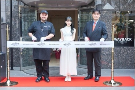 TV露出も獲得したWAYBACK BURGERSの日本１号店オープニングイベント