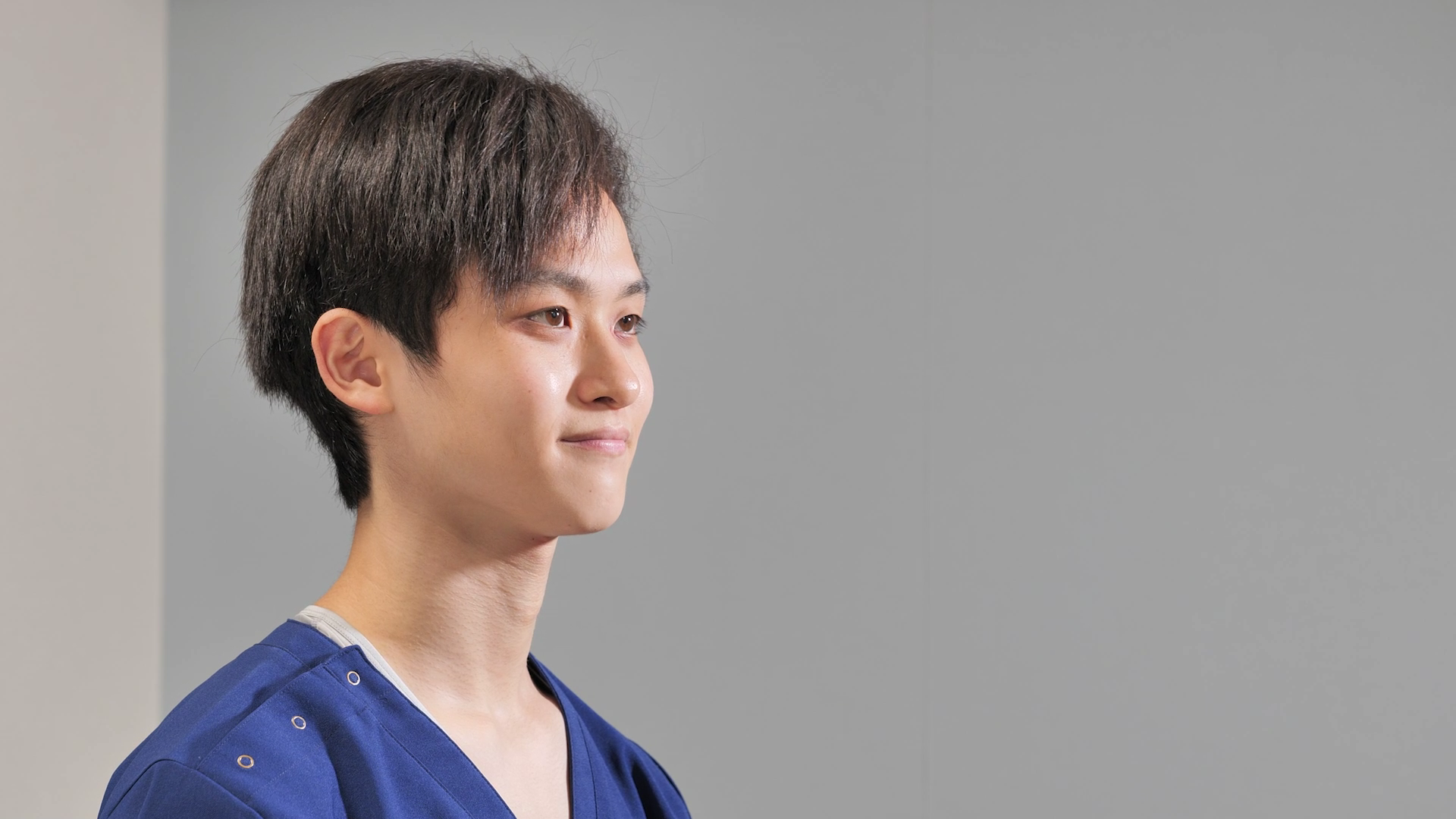 インタビュー映像