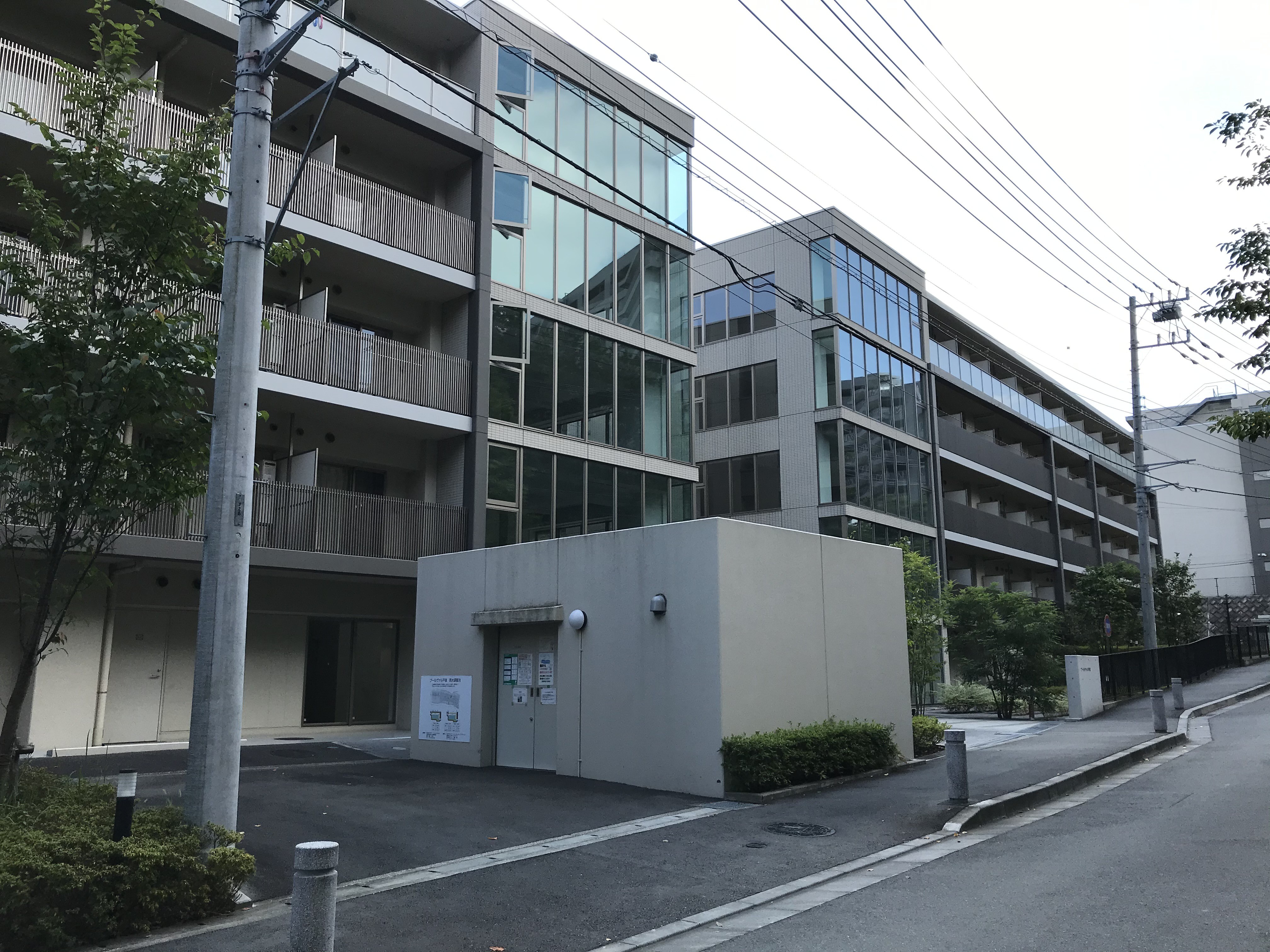 サービス付高齢者向け受託