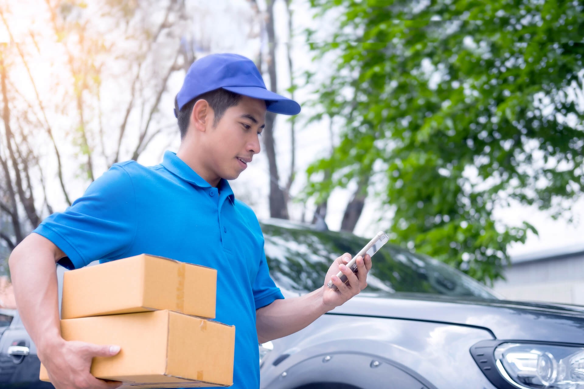 配達ドライバーの業務効率を上げるモバイルアプリ