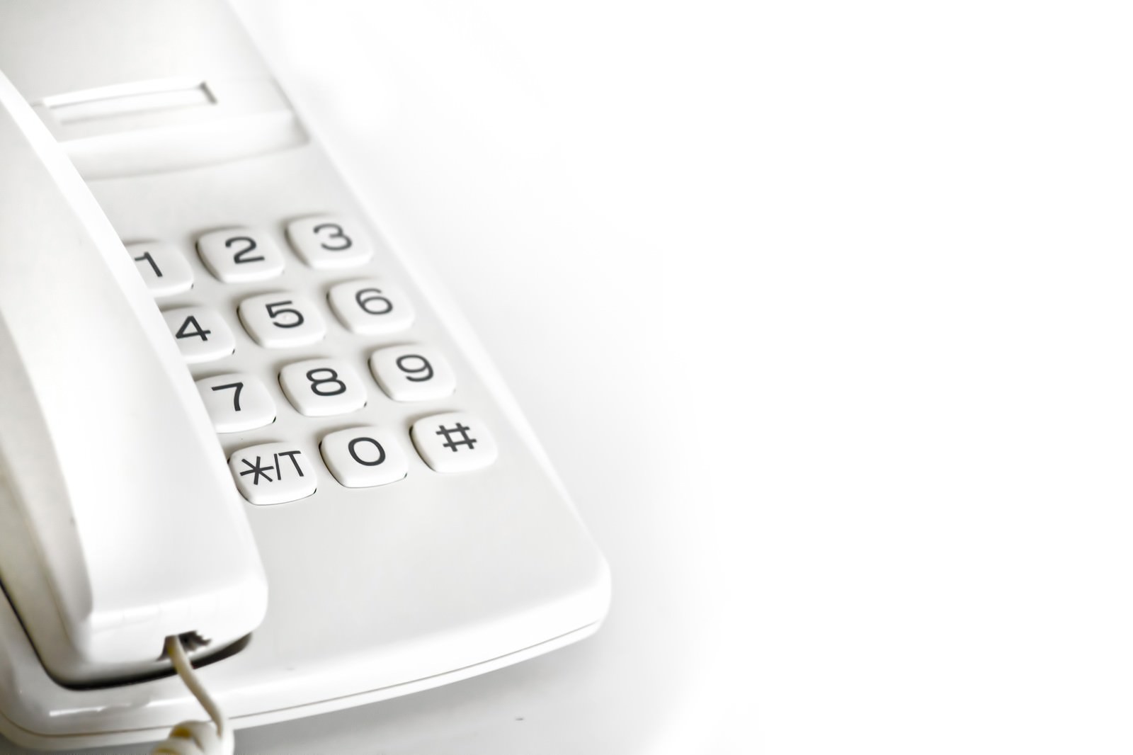 繁忙期だけの受付外注で、取りこぼしゼロ＆売上20％増を実現した引越し会社の挑戦