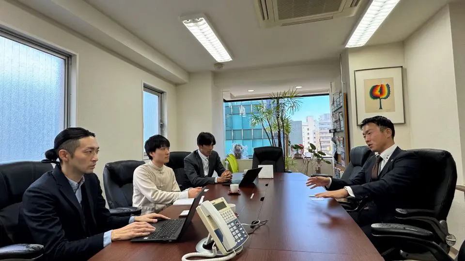 広告運用とSEO対策を活用した集客で、毎月のお問い合わせを100件獲得した成功事例